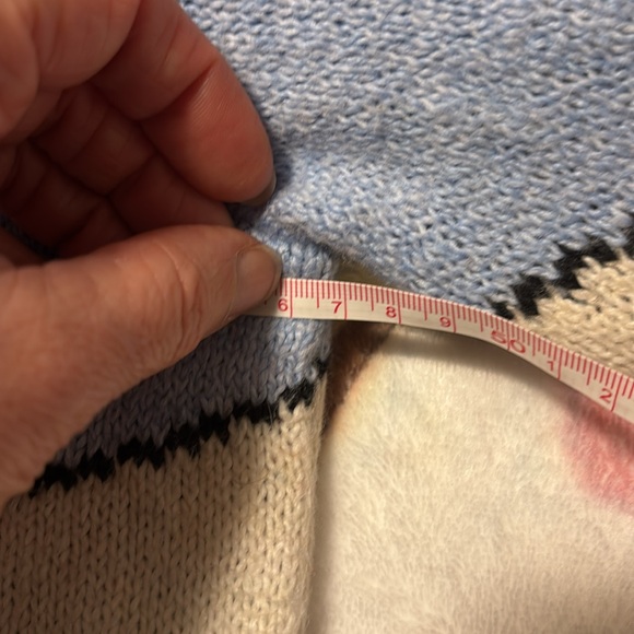 Blue and Beige Sweater with Cartoon Design - Picture 4 of 4